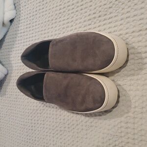 Vince Preston Brushed Suede Sneakers 6.5 (#29)